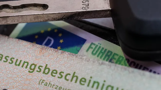 ⏰ Wann läuft der Führerschein ab? Gültigkeit, Fristen & Tipps