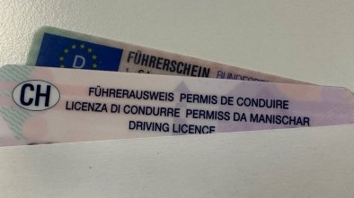🇨🇭 Schweizer Führerschein in Deutschland – Alles, was Sie wissen müssen
