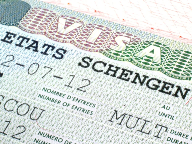 🕐 Wie lange dauert es, ein Visum zu bekommen? – Aktuelle Zeiten & Tipps